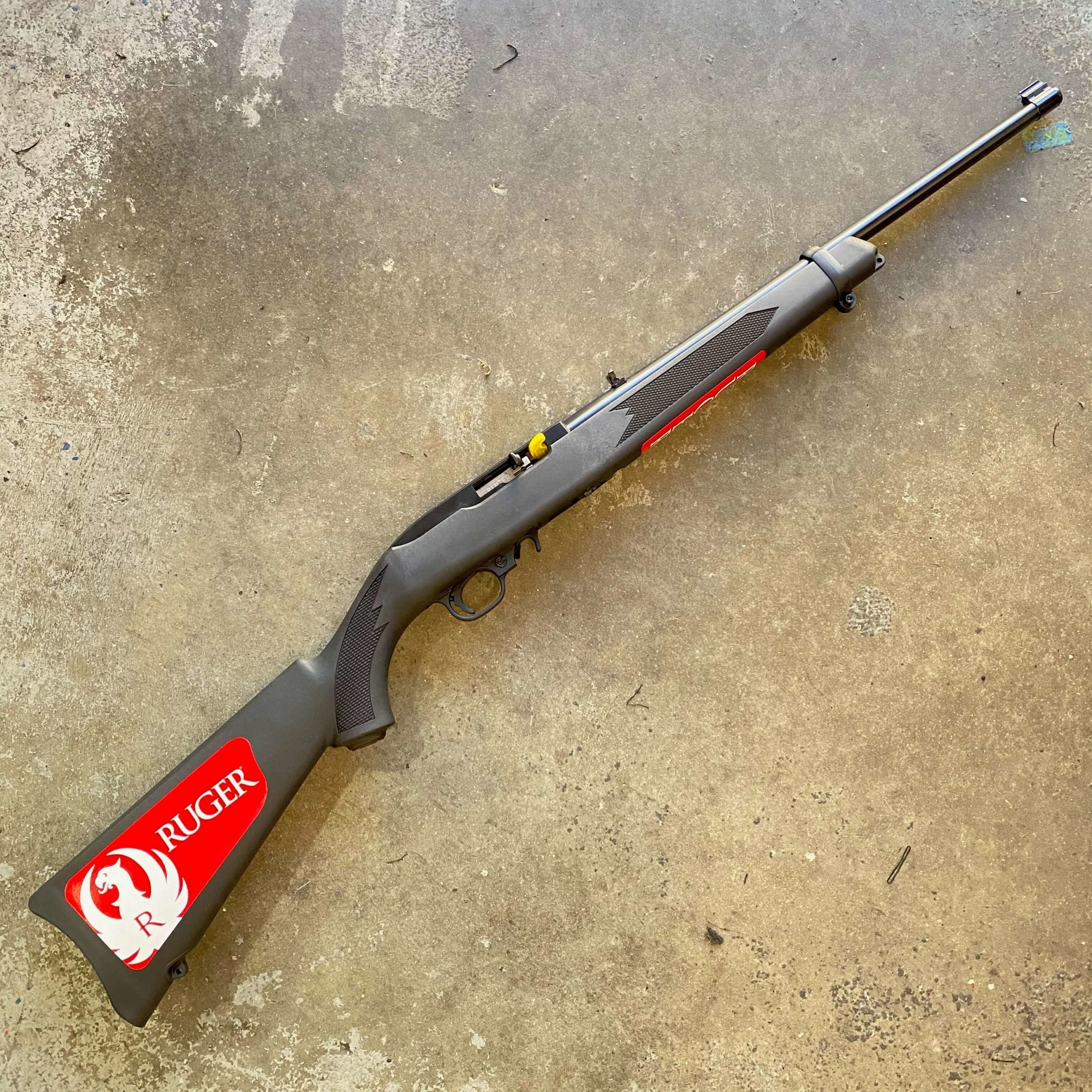 Ruger 10/22 Carbine .22 LR 18.5" Barrel 10-Rounds w/ Magp...